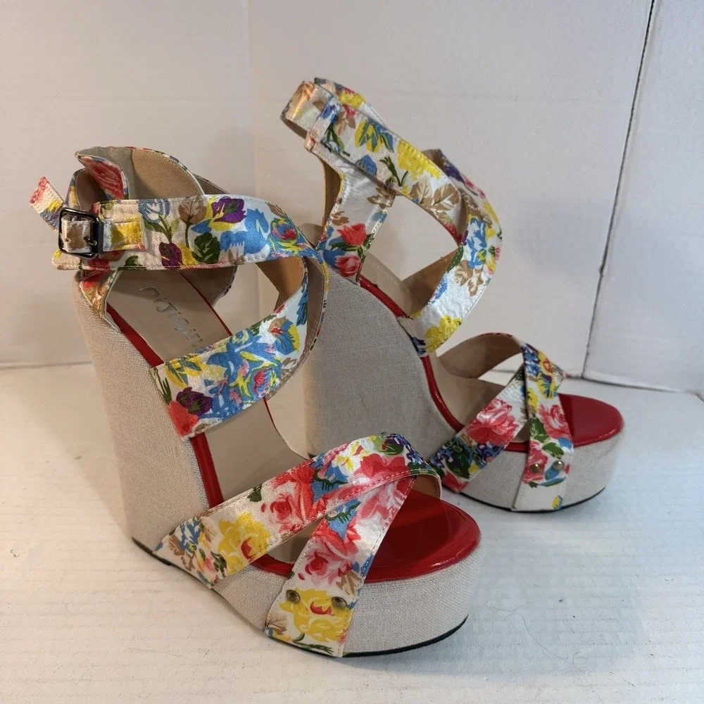 Women's Size 41 Sandals Platform Wedges Floral Print Satin Buckle Straps Ladies